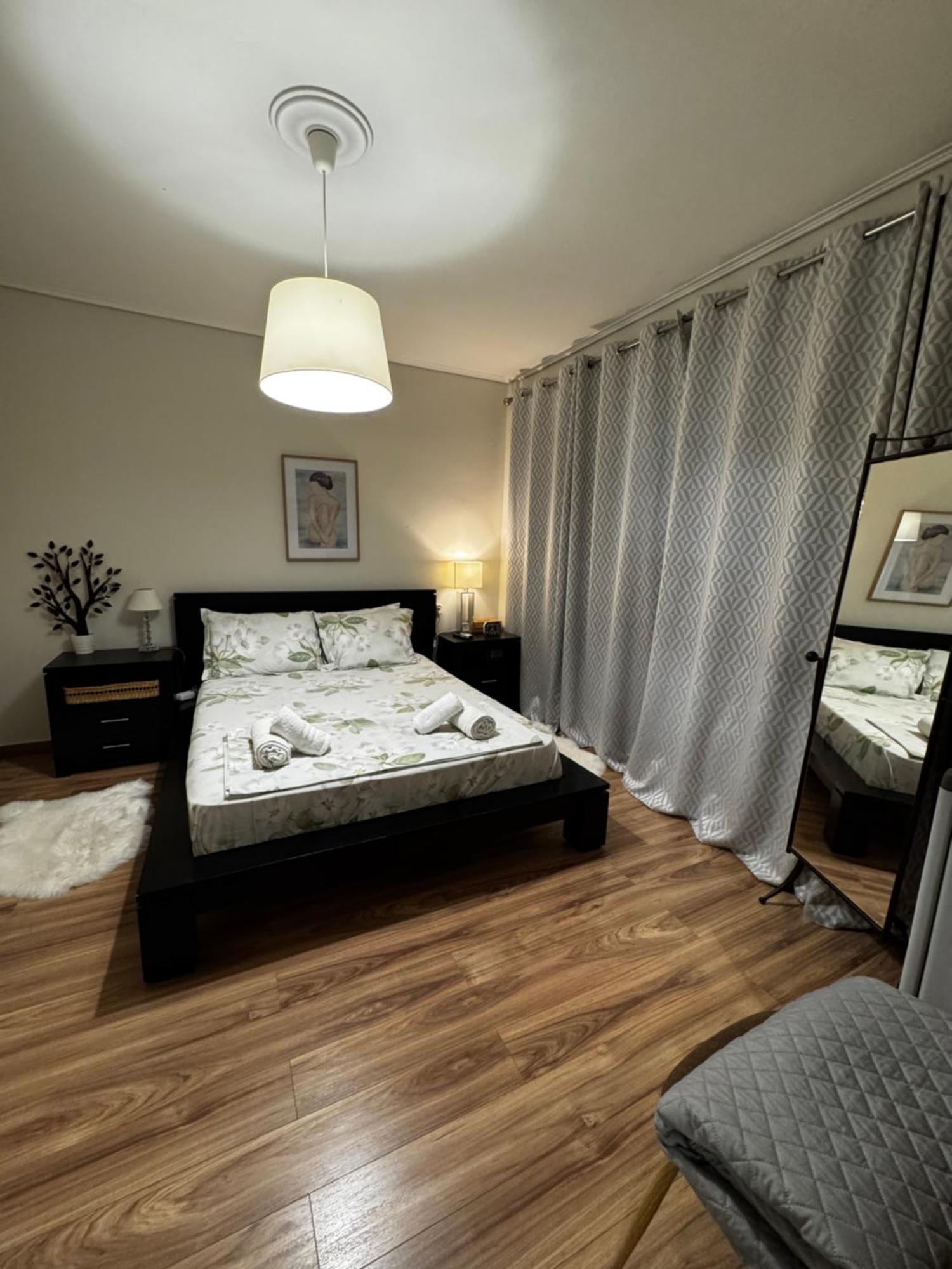 Hill View Apartment Near Acropolis Athen Eksteriør billede